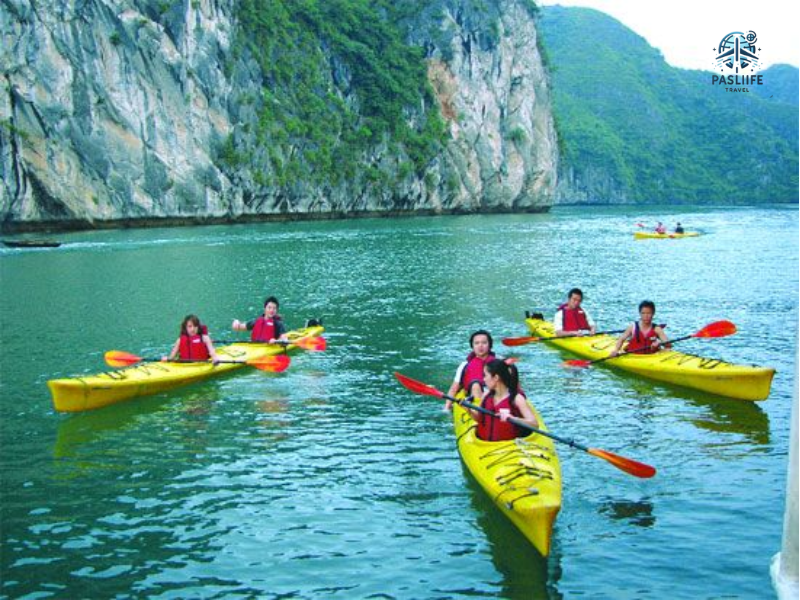 Trải Nghiệm Chèo Kayak Vịnh Lan Hạ